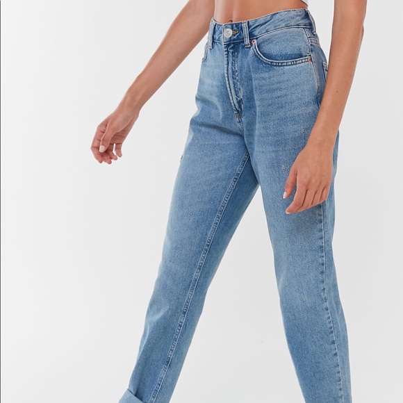 NWOT BDG Mom Jeans - Picture 2 of 13